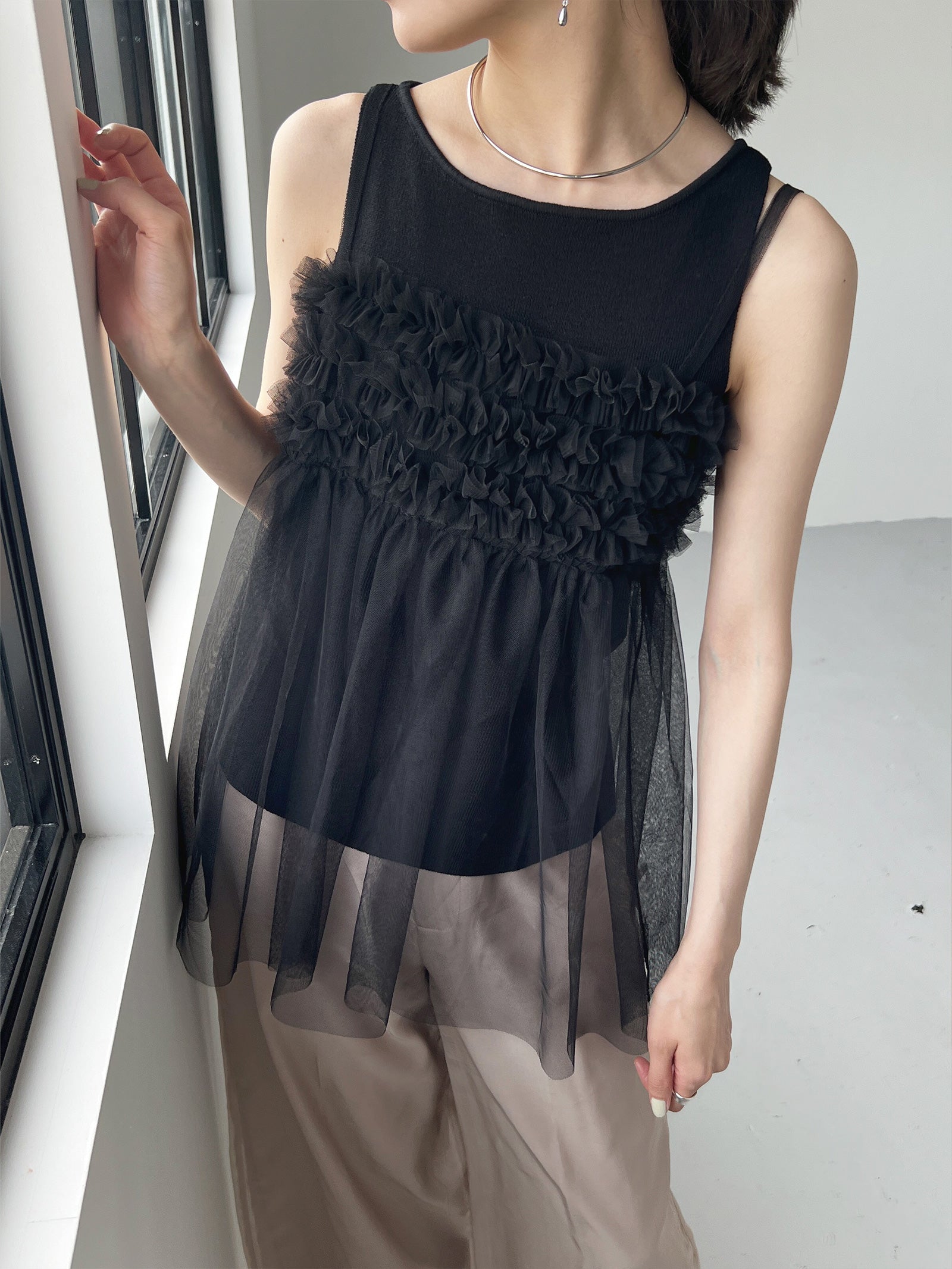 フリルチュールキャミソール