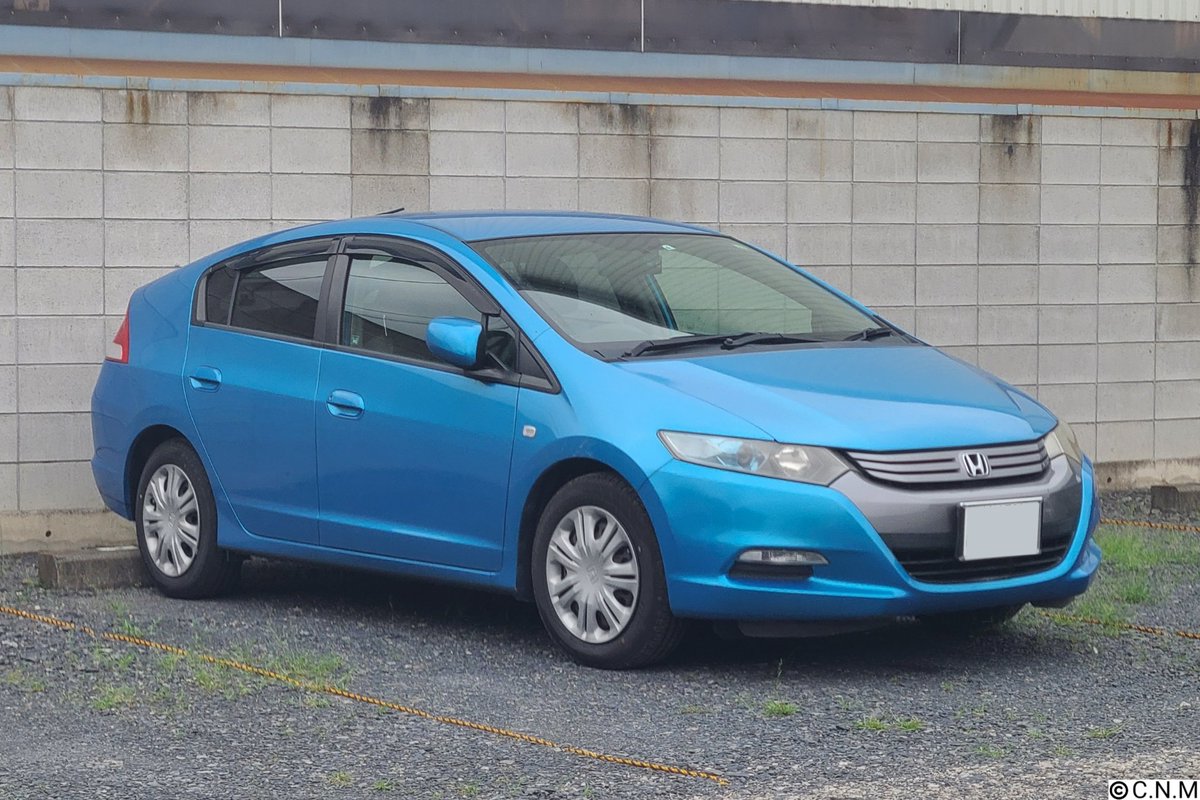 ホンダ インサイト (2代目) ①前期型 [ブリリアントスカイ・メタリック
