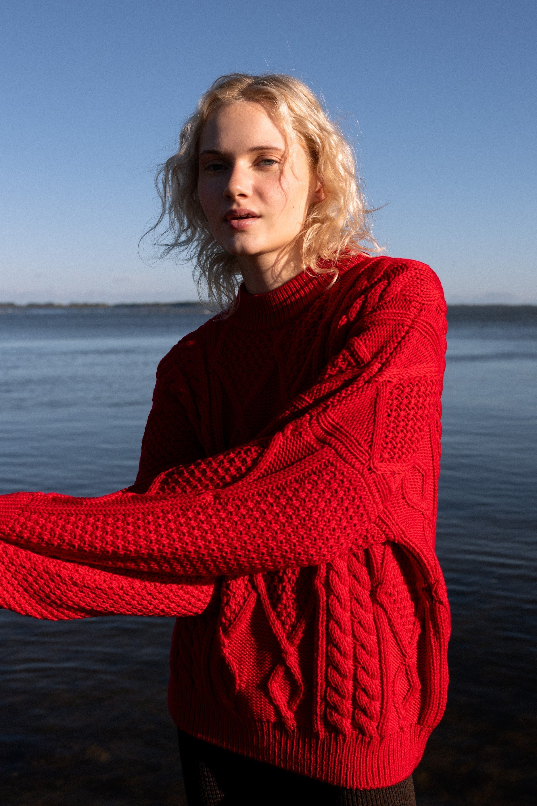 100% Merino Wool Cable-Knit Sweater - Red | NONNA – SALANIDA