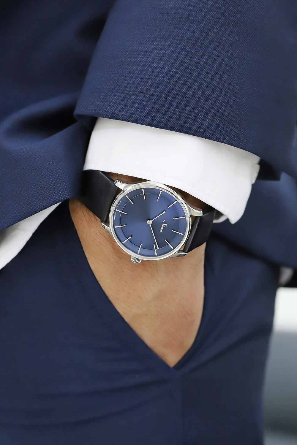 ブルーダイヤルコレクション | ドイツ製腕時計 Sinn（ジン）メルマガ