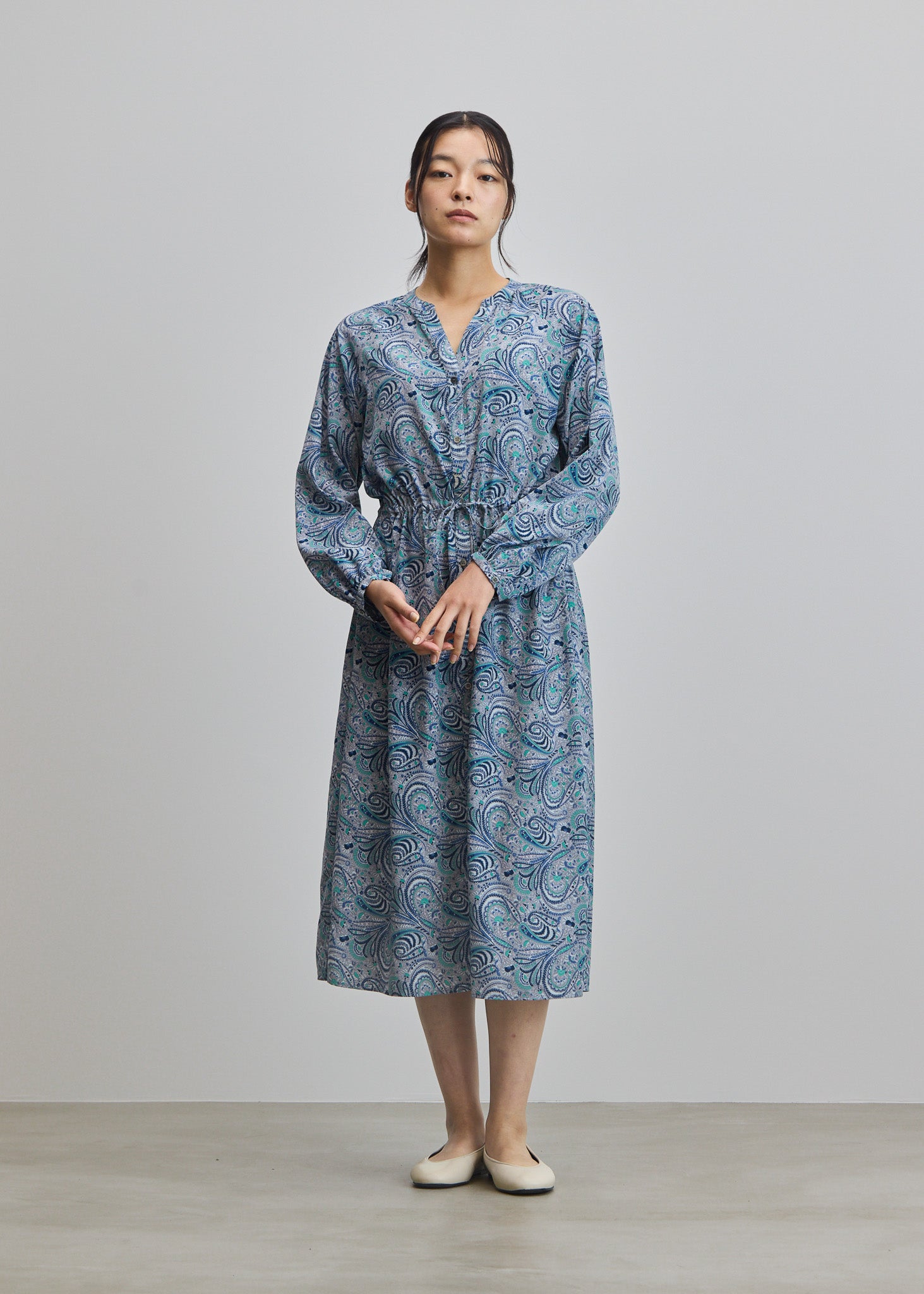 ペイズリー柄ワンピース - SOÉJU online store｜上質な大人の女性の