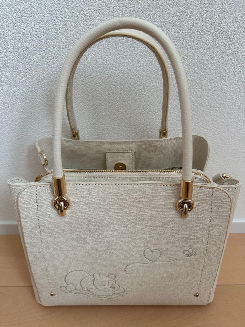 Samantha Thavasa くまのプーさんコレクション　2wayバッグ