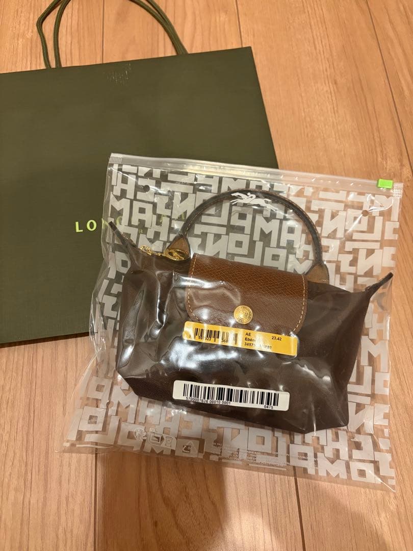 新品　未開封　LONGCHAMP ハンドル ポーチ