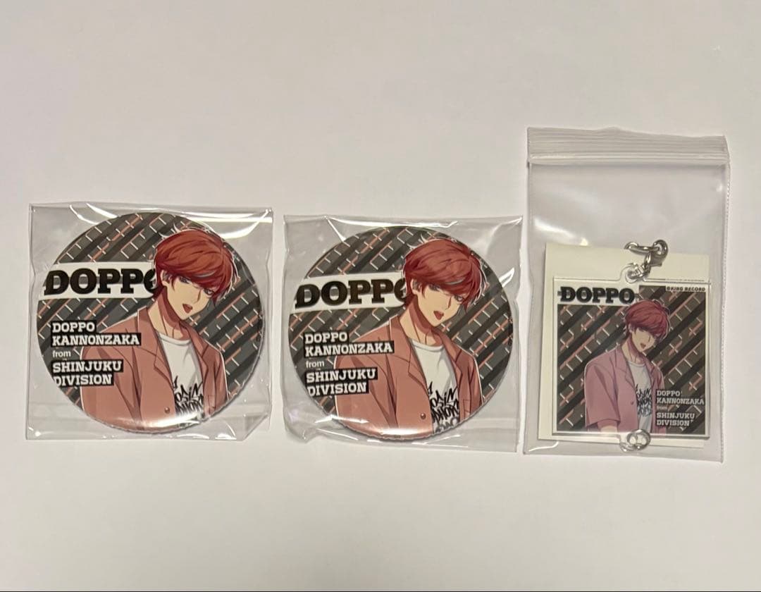 ヒプマイ 観音坂独歩 HMB 缶バッジ、アクキー - メルカリ