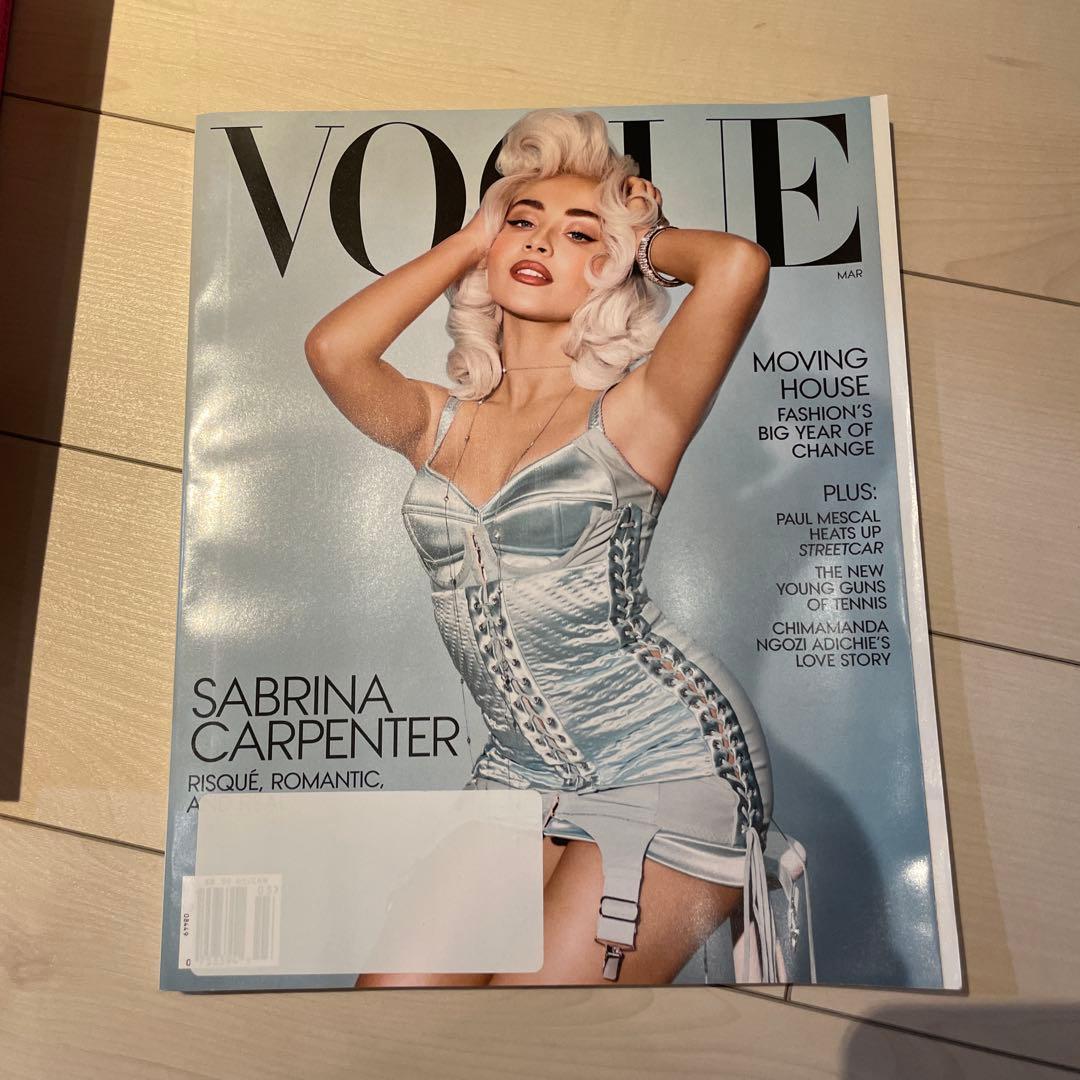 値下げしました】 VOGUE 2025年3月号Sabrina Carpenter How the World Fell for Sabrina Carpenter | Vogue's March 2025