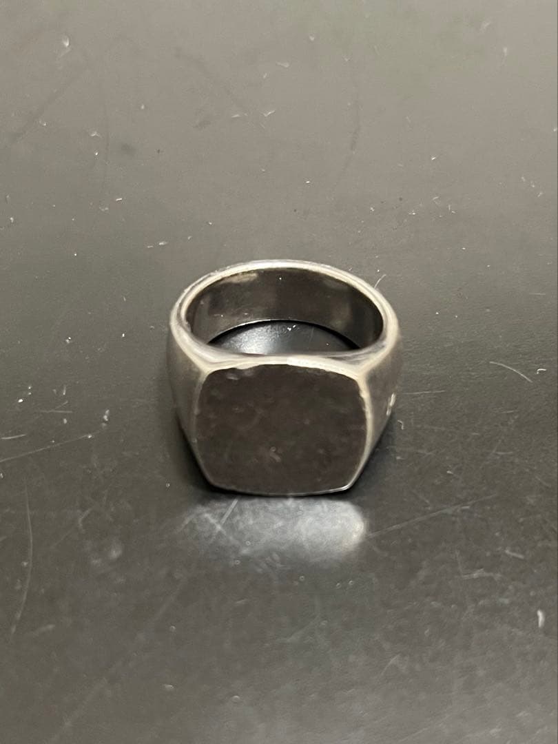 TomWoodリング TOMWOOD(トムウッド) のリング、どの指につけたらいいの？センスのいい