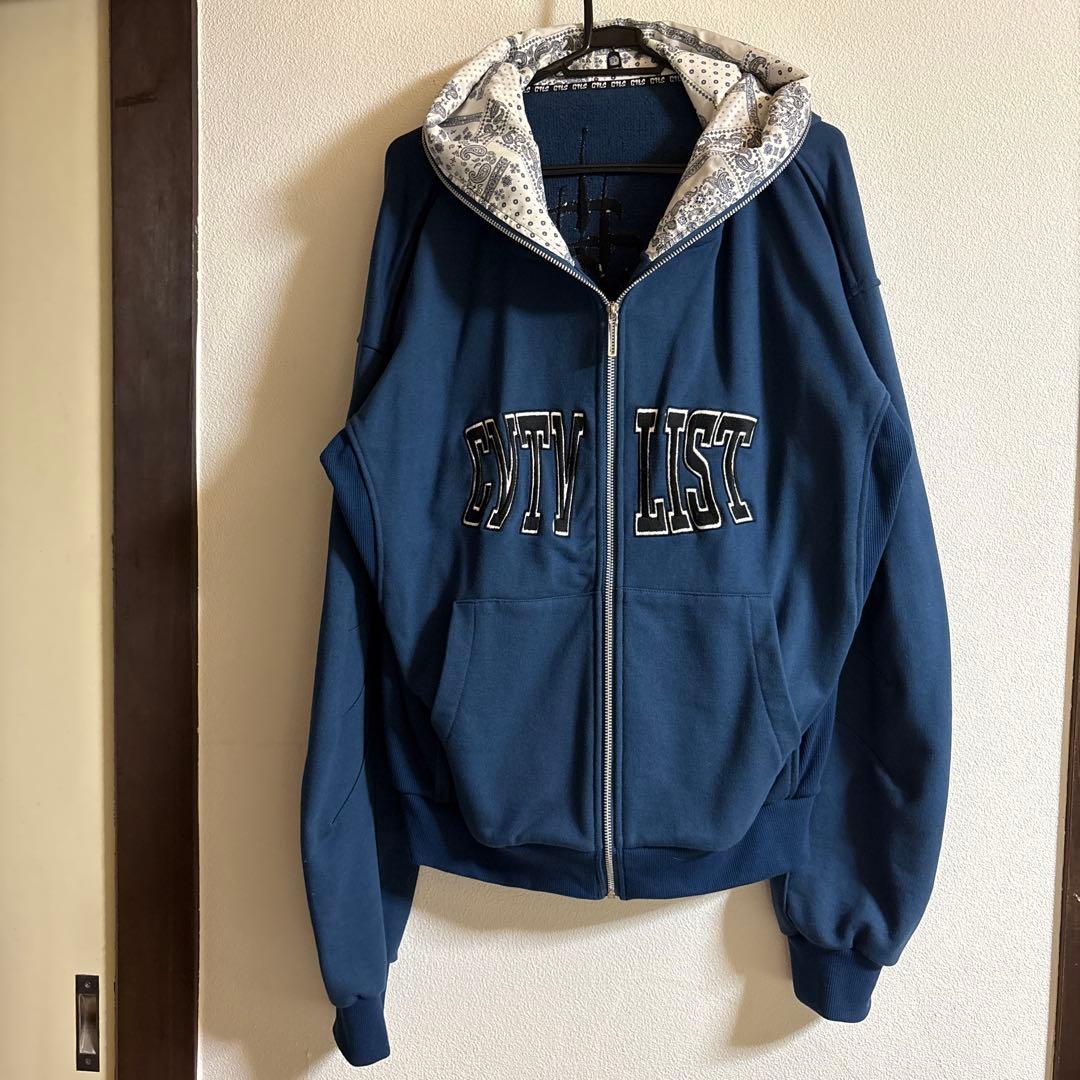 カタリストネイビー フロントジッパー パーカー