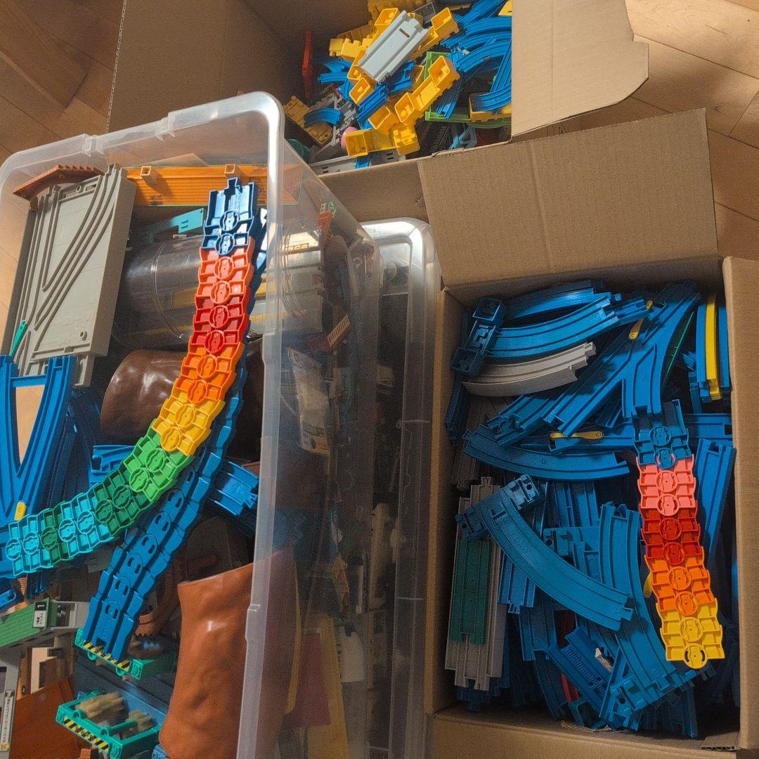 トミカ2小口分け1 プラレール大量セット229車両 総額30万〜 - ミニカー通販