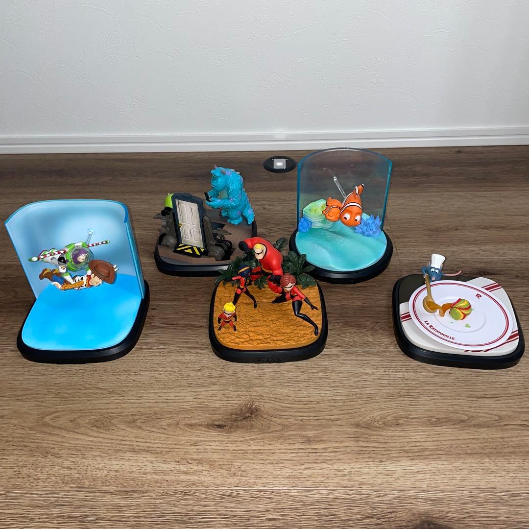 ピクサー　ハッピーくじ　フィギュア　まとめ売り　計5点