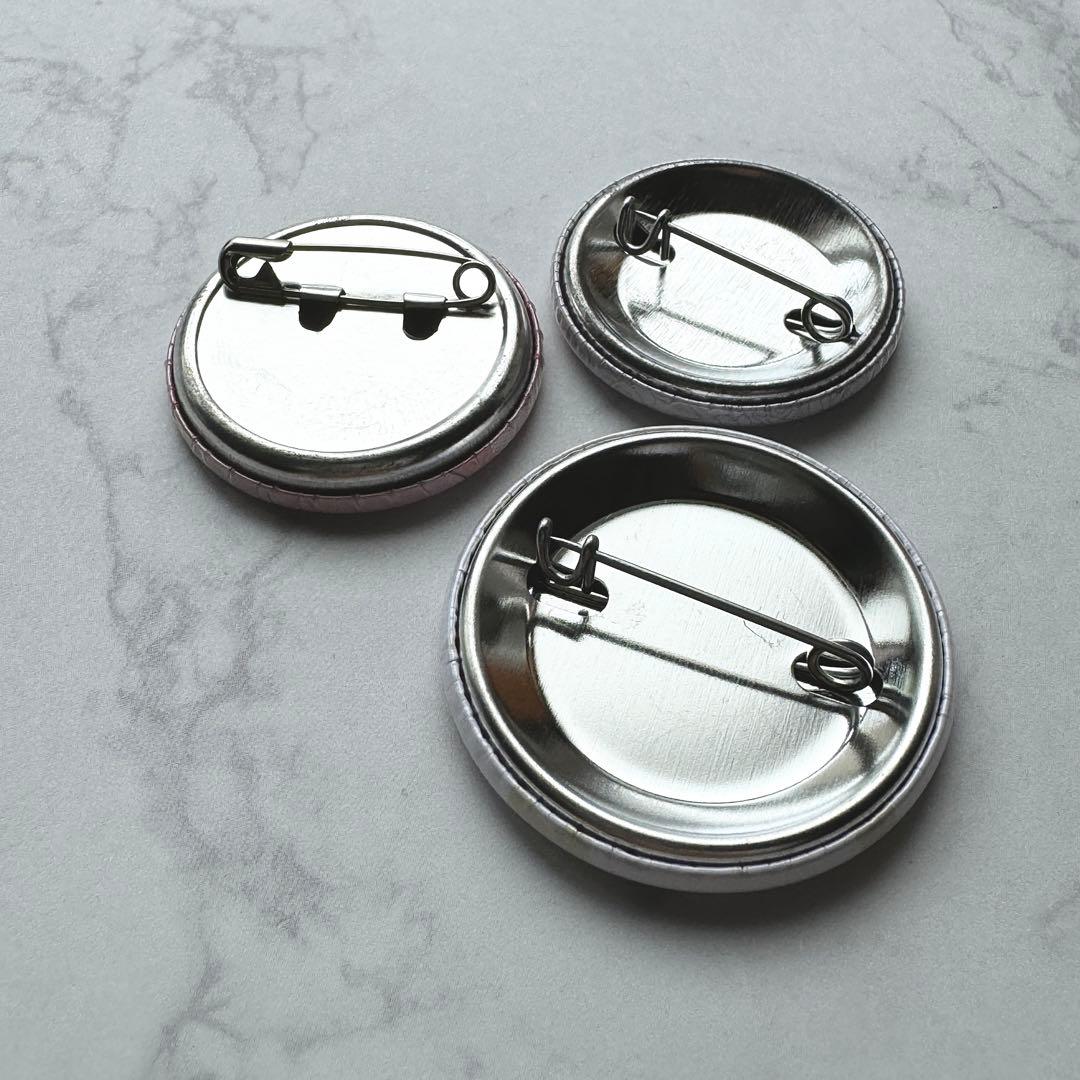 DIABOLIK LOVERS ディアラバ 逆巻アヤト ラバスト 缶バッジ - メルカリ