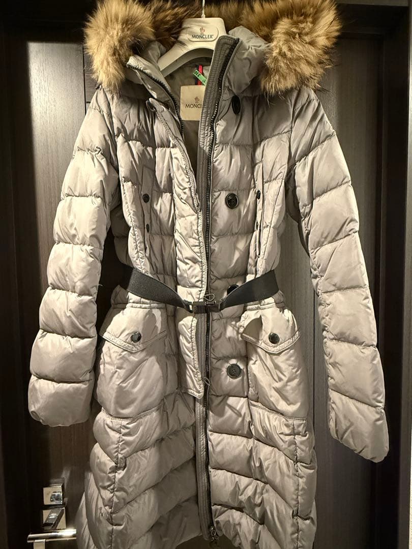 正規　MONCLER モンクレール ジェノブリエ　VERY掲載 MONCLER（モンクレール） 美品/ GENEVRIER ジェノブリエ ベルト/ファー