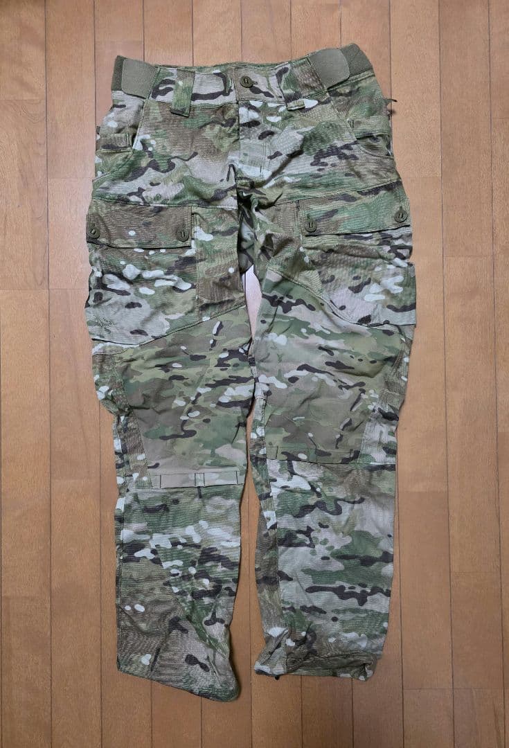 レア Arc'teryx LEAF Assault Pant LT MC XS