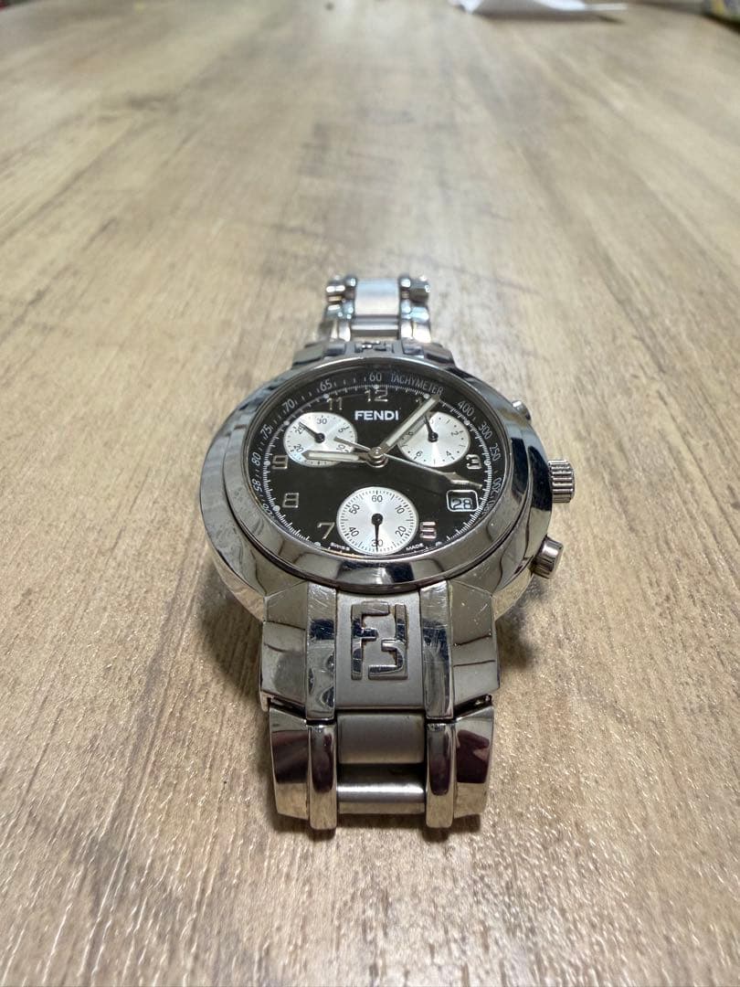 谷*口様 FENDI クロノグラフ 時計 楽天市場】O【FENDI】21200G モンスターバグズクロノグラフ ブラック