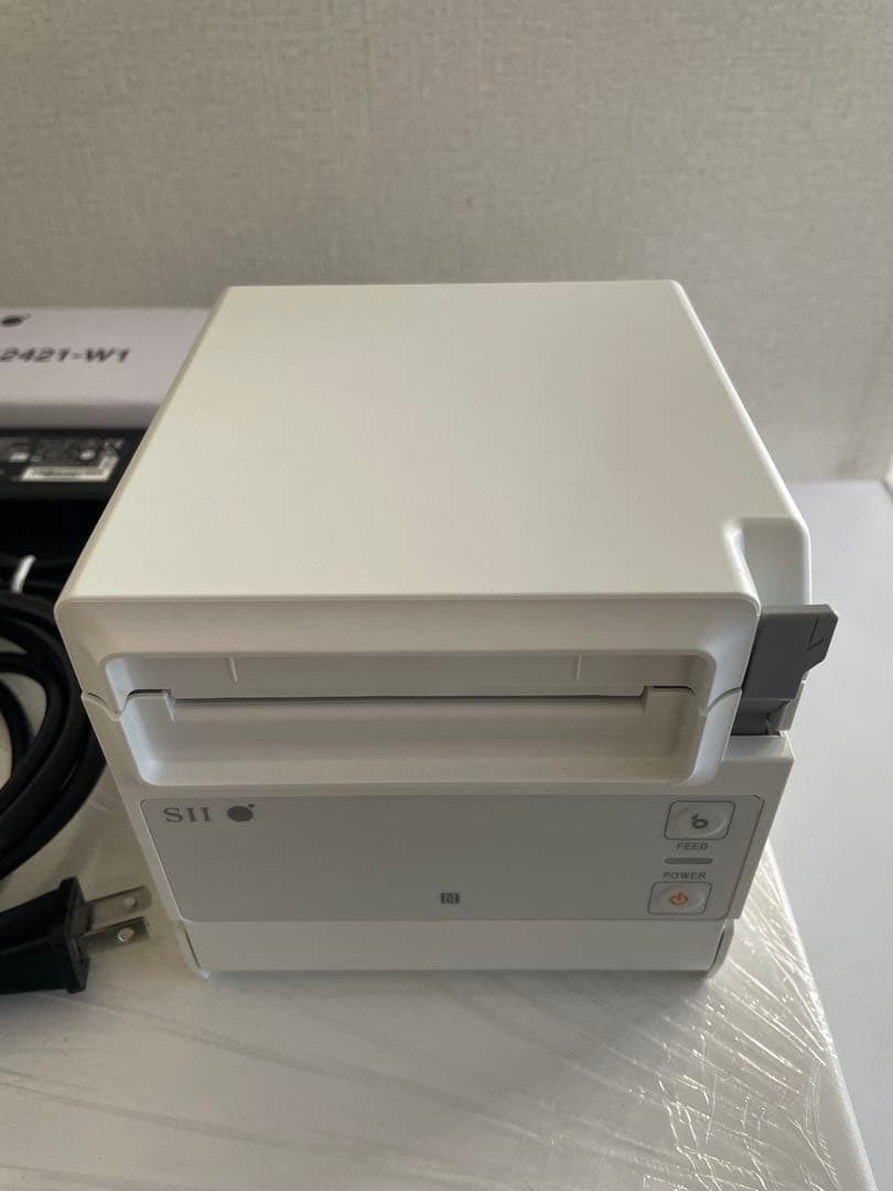 【m.m-s】セイコーインスツル Seiko Pours a “Root Beer” Prospex LX GMT | SJX Watches