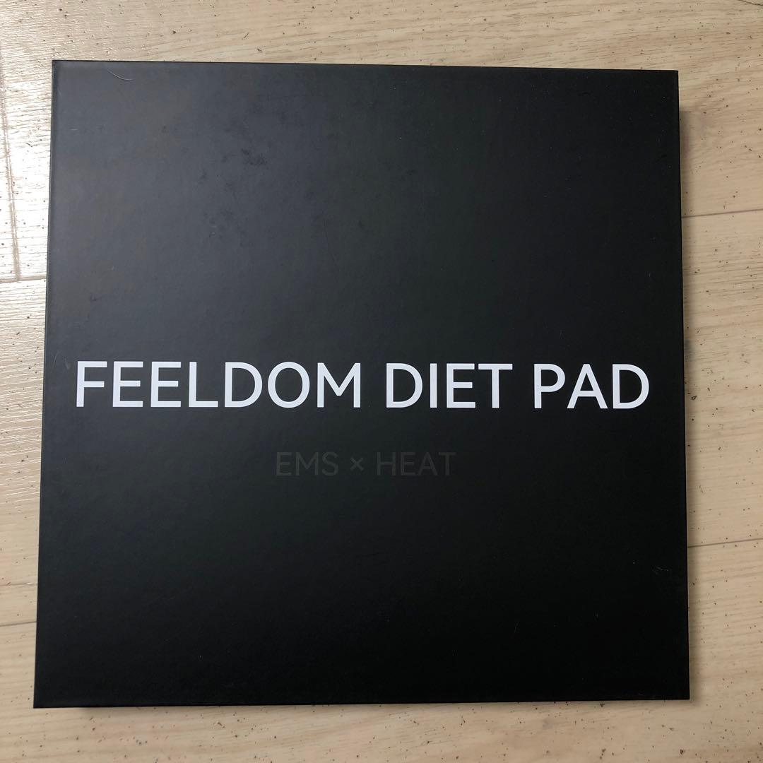 FEELDOM DIET PAD EMS搭載　makuake　マクアケ EMS + 温 搭載 1日15分乗るトレ習慣】FEELDOM DIET PAD｜マクアケ