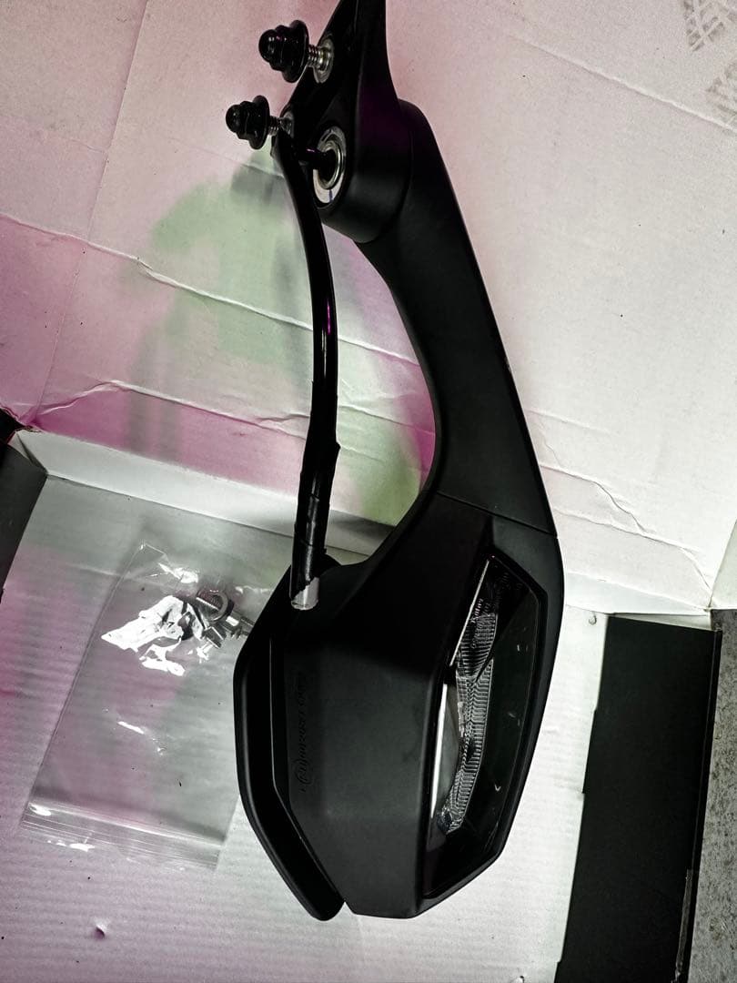 R1/R1M 純正ミラー　左　LED ウィンカー付き