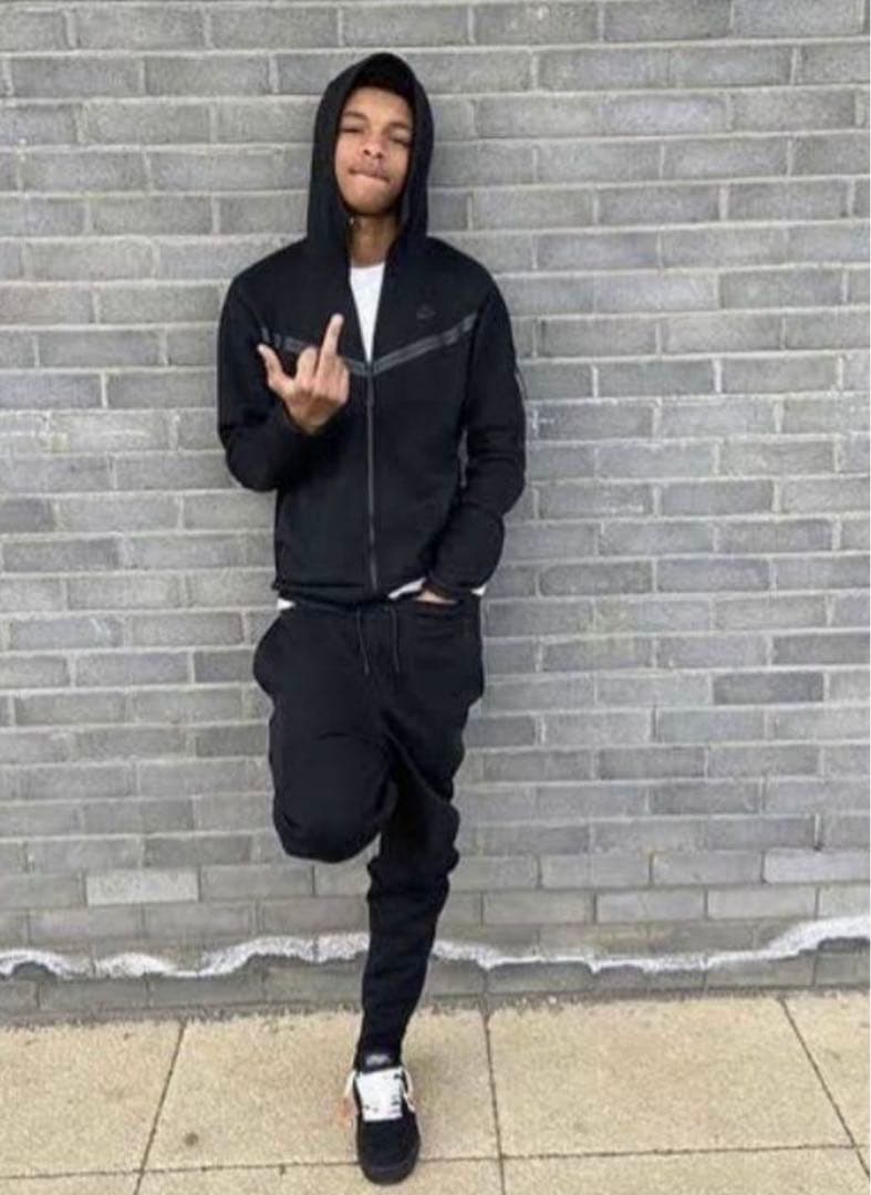 NIKE テックフリース セットアップ 上下 ブラック L 国内正規品 - メルカリ