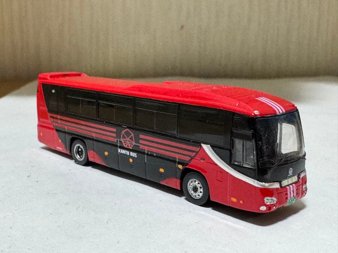 hagachan出品バスコレ改造品新型ガーラ関東自動車バス新貸切カラー