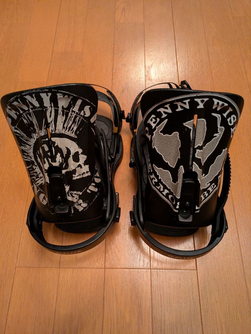 Flux ビンディング Sサイズ Pennywiseモデル