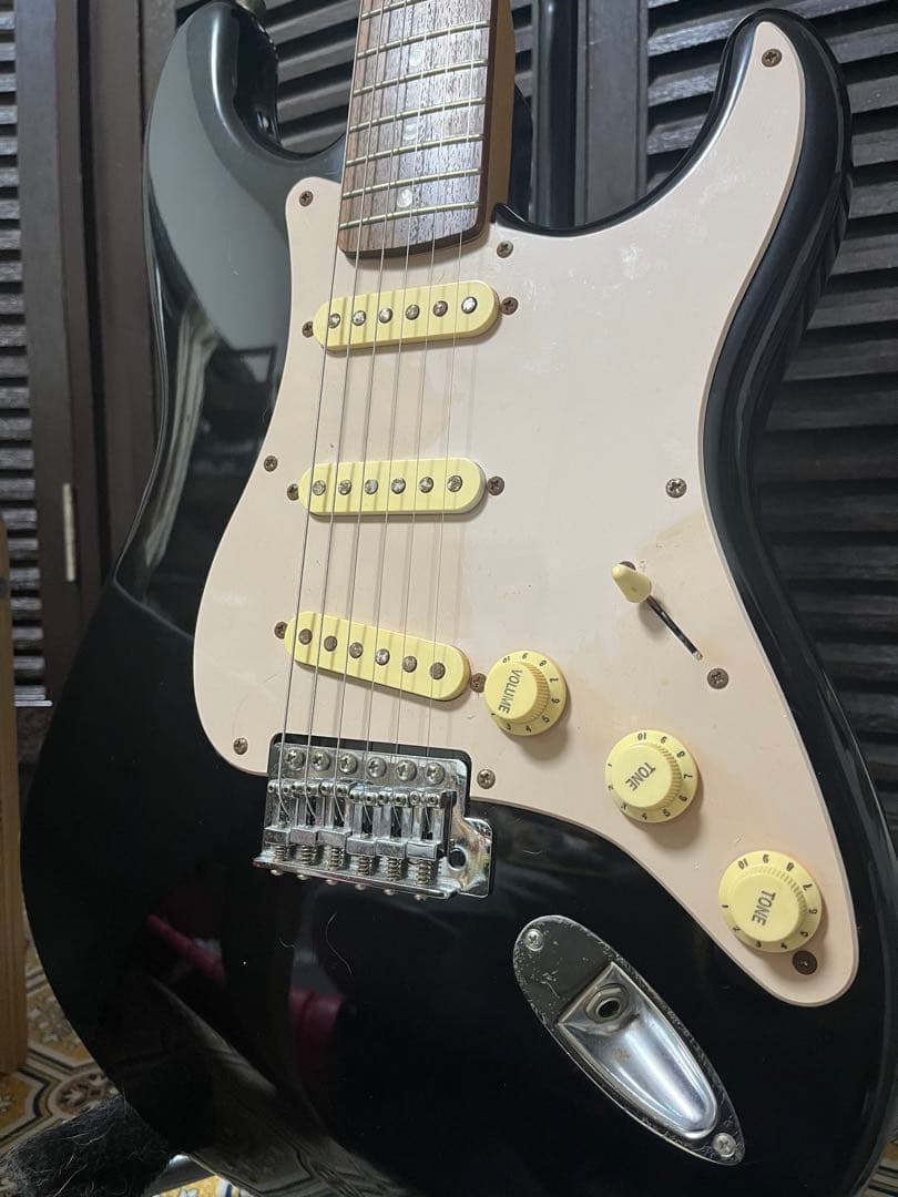 週末特別価格　Squier by Fender Affinityストラト