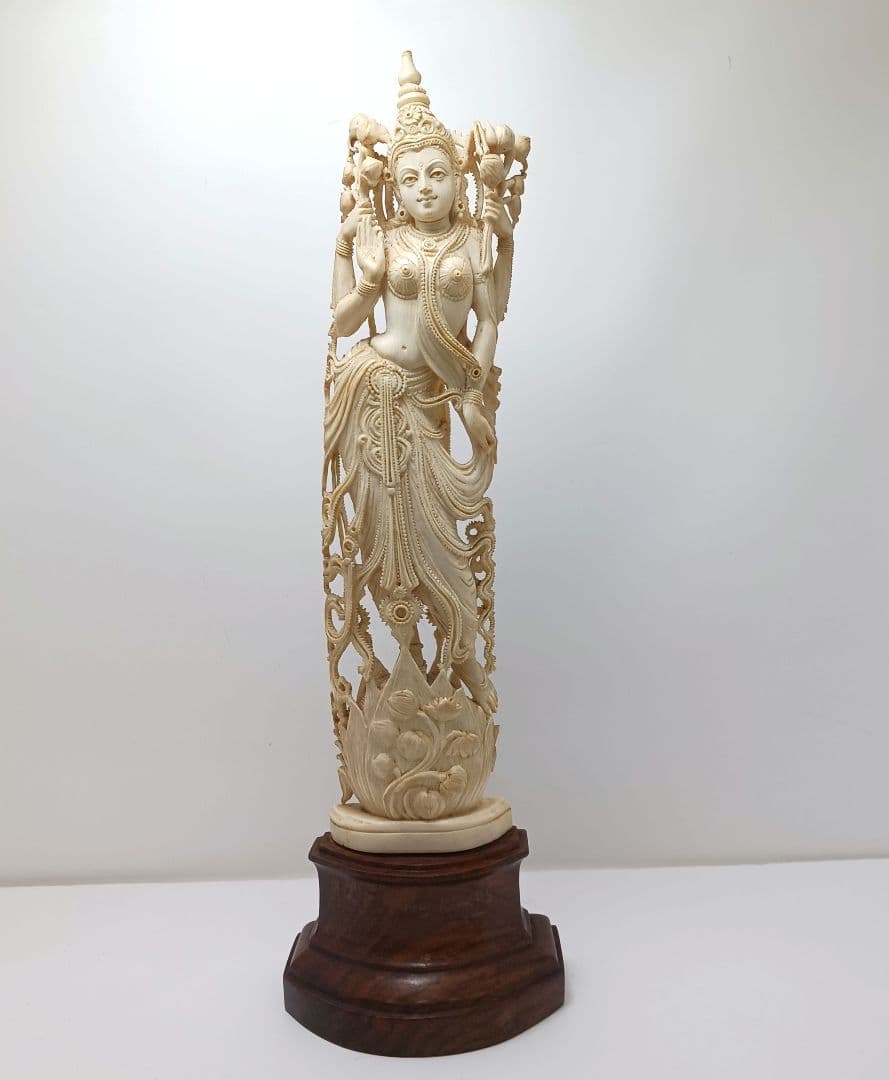 Y2179 細密彫刻 極上 置物 チベット女神像 総重量646.1g　ten