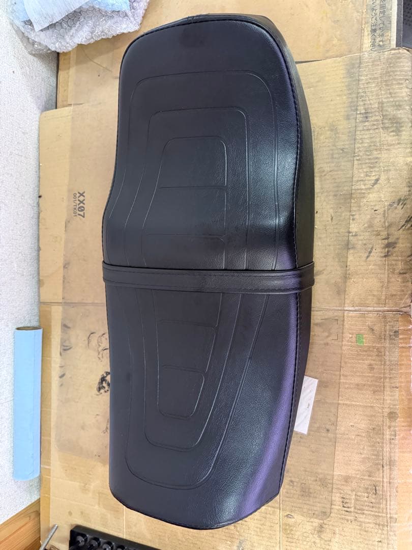 CBX400F 純正シート