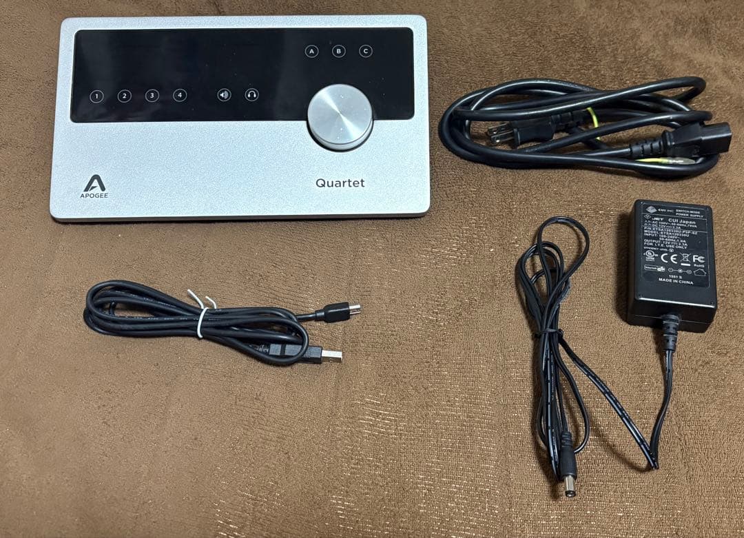 【ジャンク品・動作確認済み】Apogee Quartet