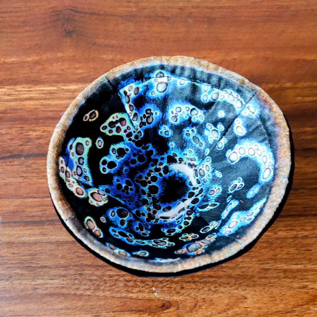 新品 ほぼ実寸の曜変天目ぬいぐるみ 曜変天目 ぬいぐるみ 静嘉堂 美術