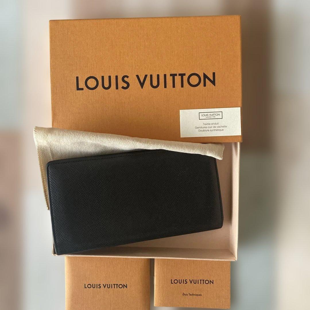 LOUIS VUITTON ★ルイヴィトン　 タイガ・長財布ブラック