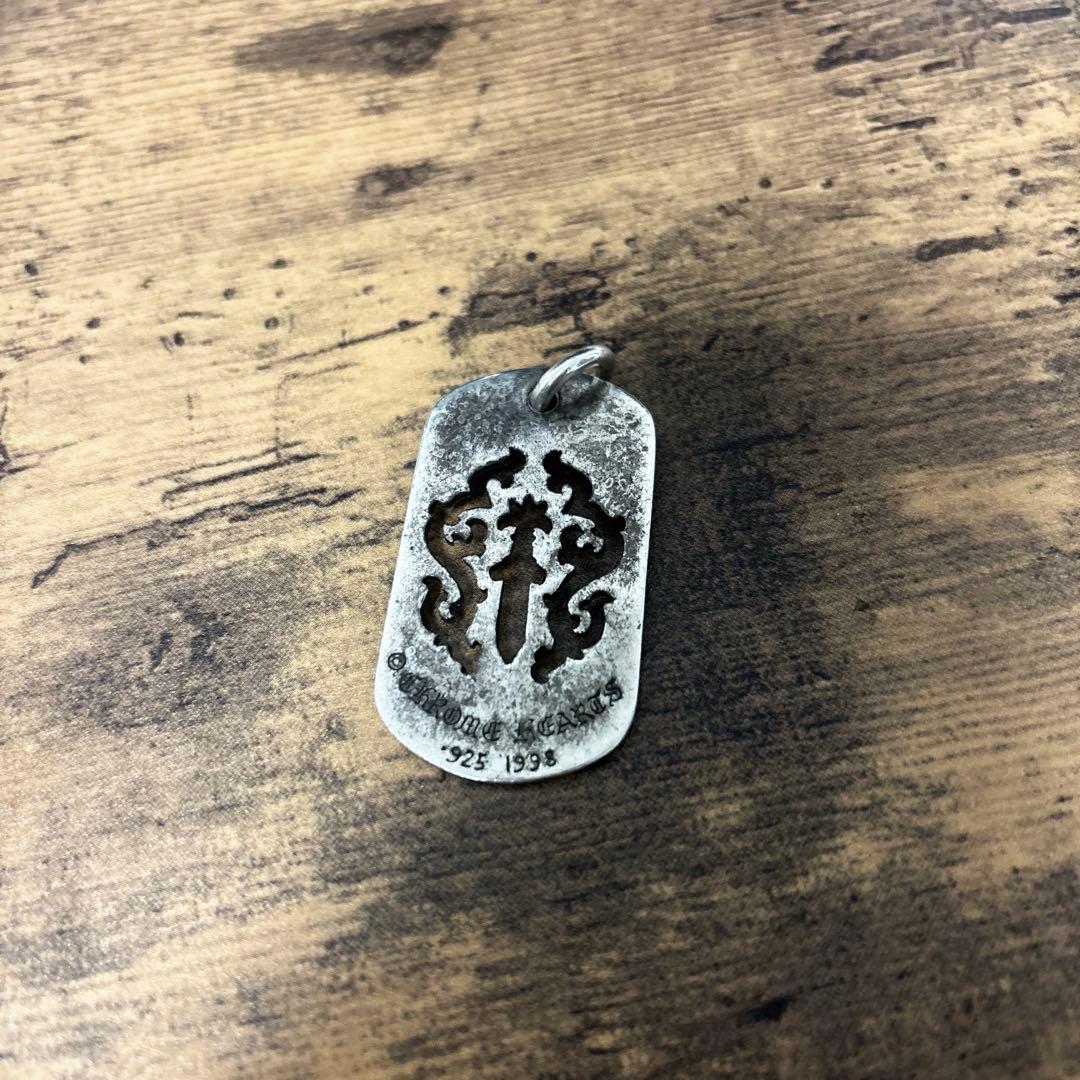 年末年始特売セール！クロムハーツ　ラージドッグタグ　ヴァインダガー