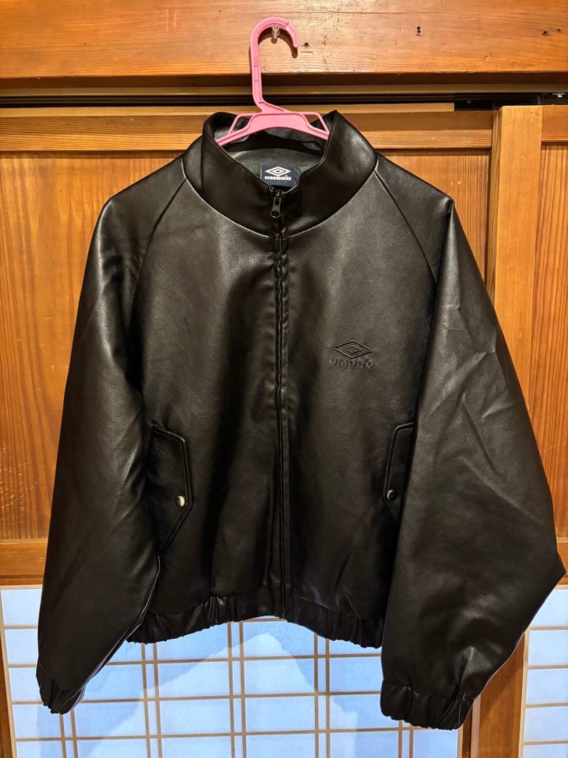 UMBRO ブラック ボンバージャケット