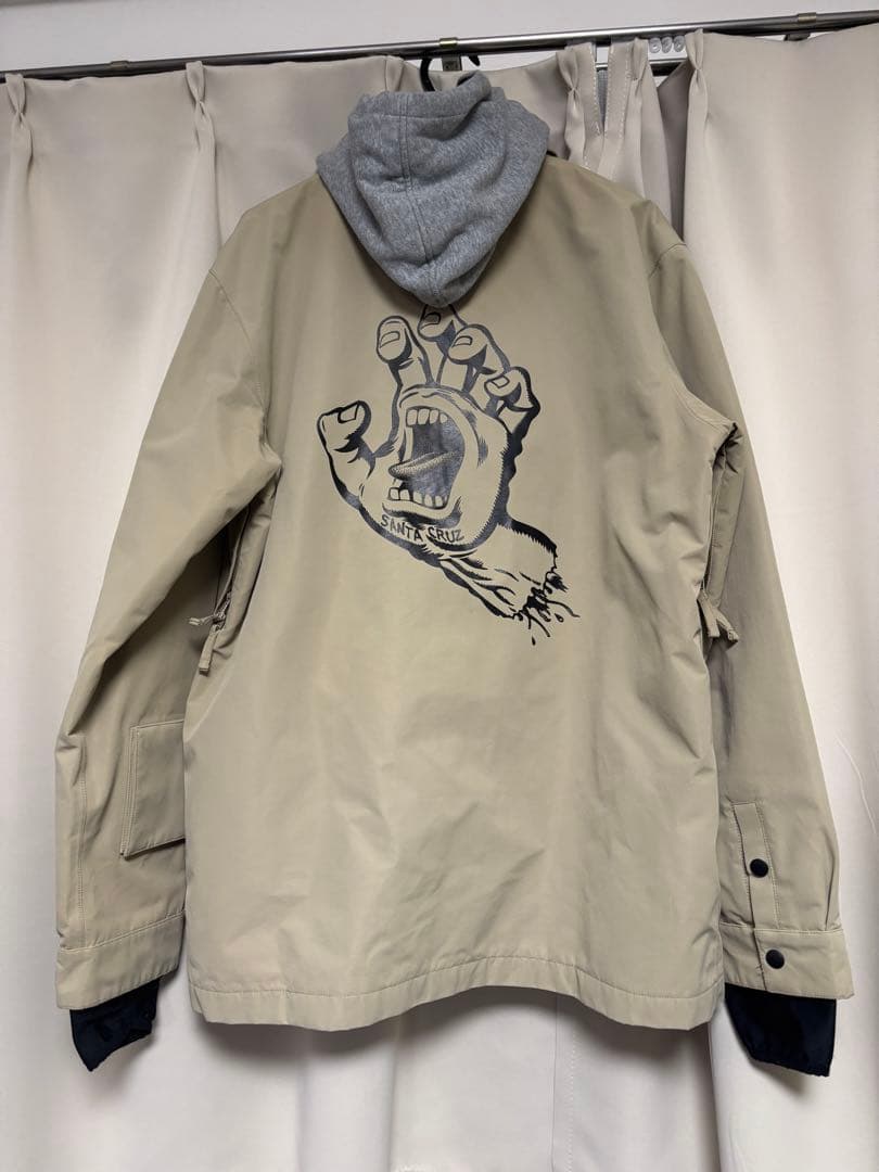 サンタクルーズ　スノーボードウェア