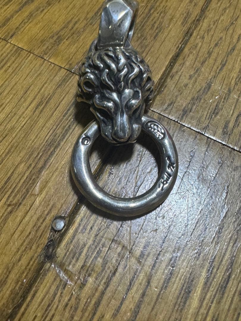 ビルウォールレザー　ライオン　ネックレストップ　ラージ