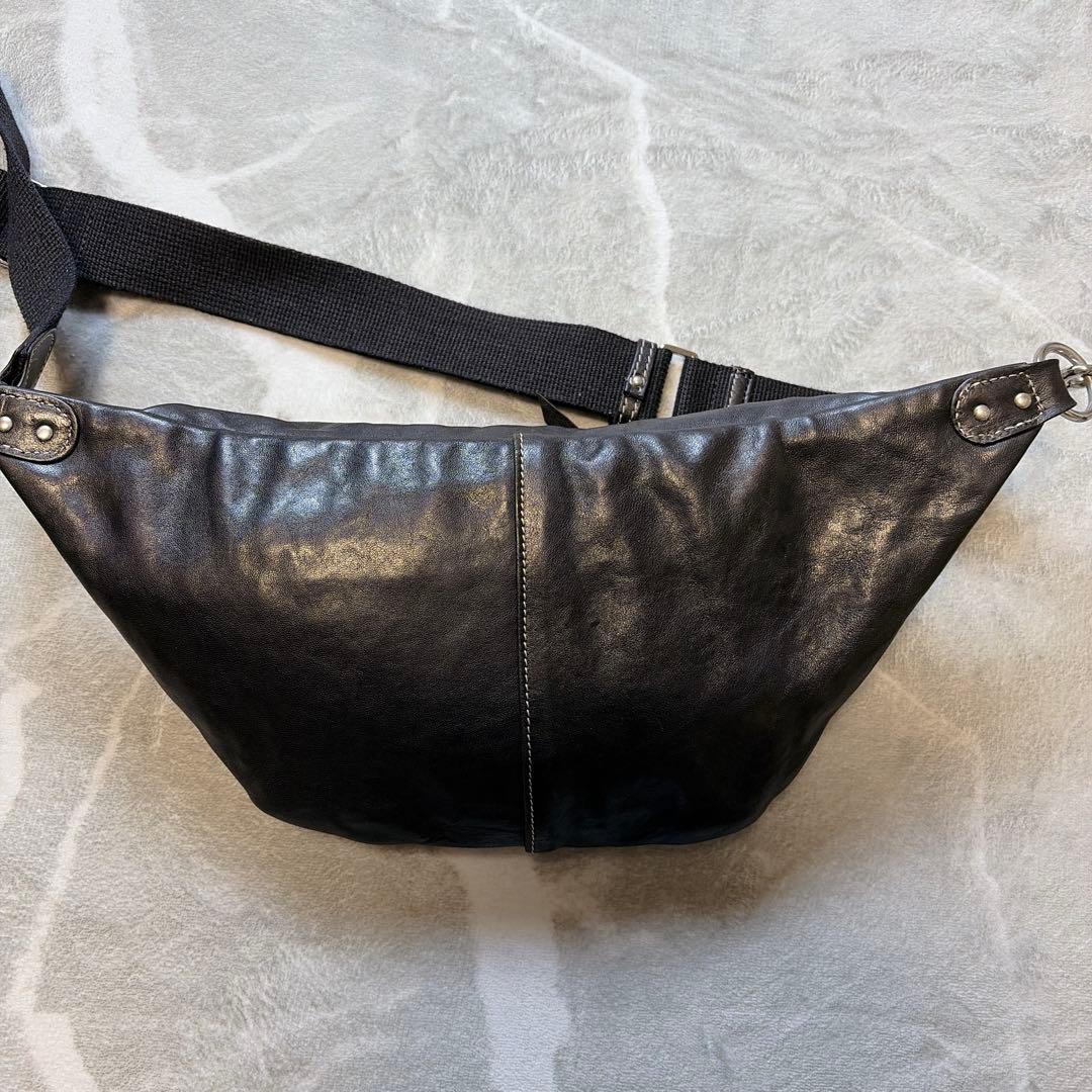 希少】東洋エンタープライズ カーフレザー ボディバッグ スタッズ ブラック