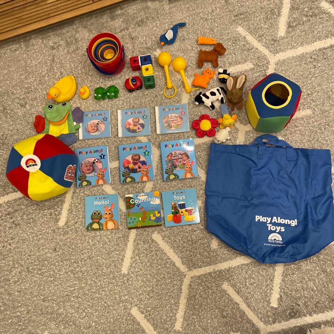 【美品】World Family - play Along Toys