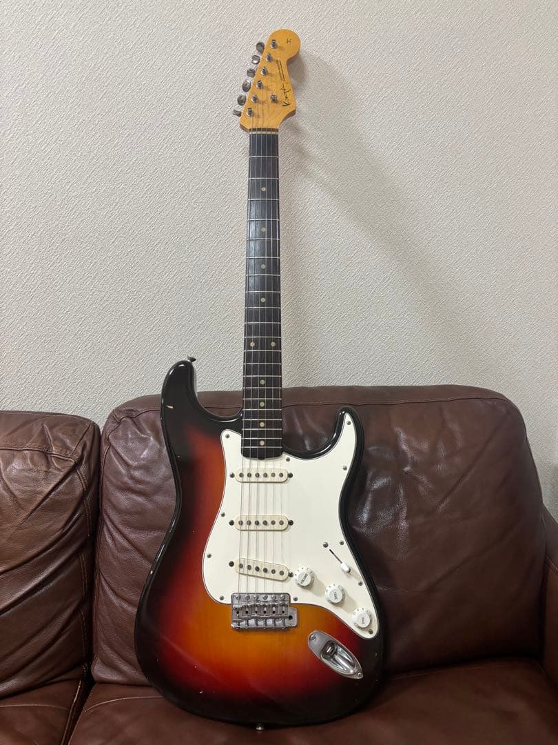 K. nyui ハカランダ指板 ThroBak64MXVピックアップ ストラト