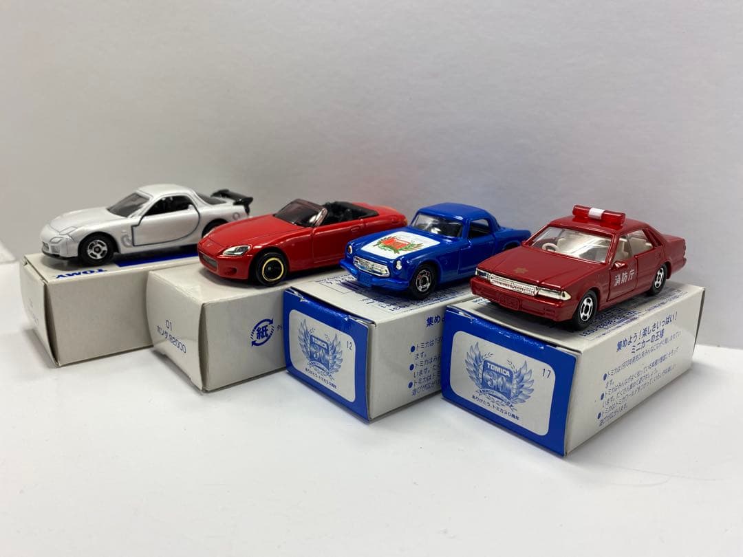 トミカまとめ売り おもちゃ缶＆トミカくじ - メルカリ