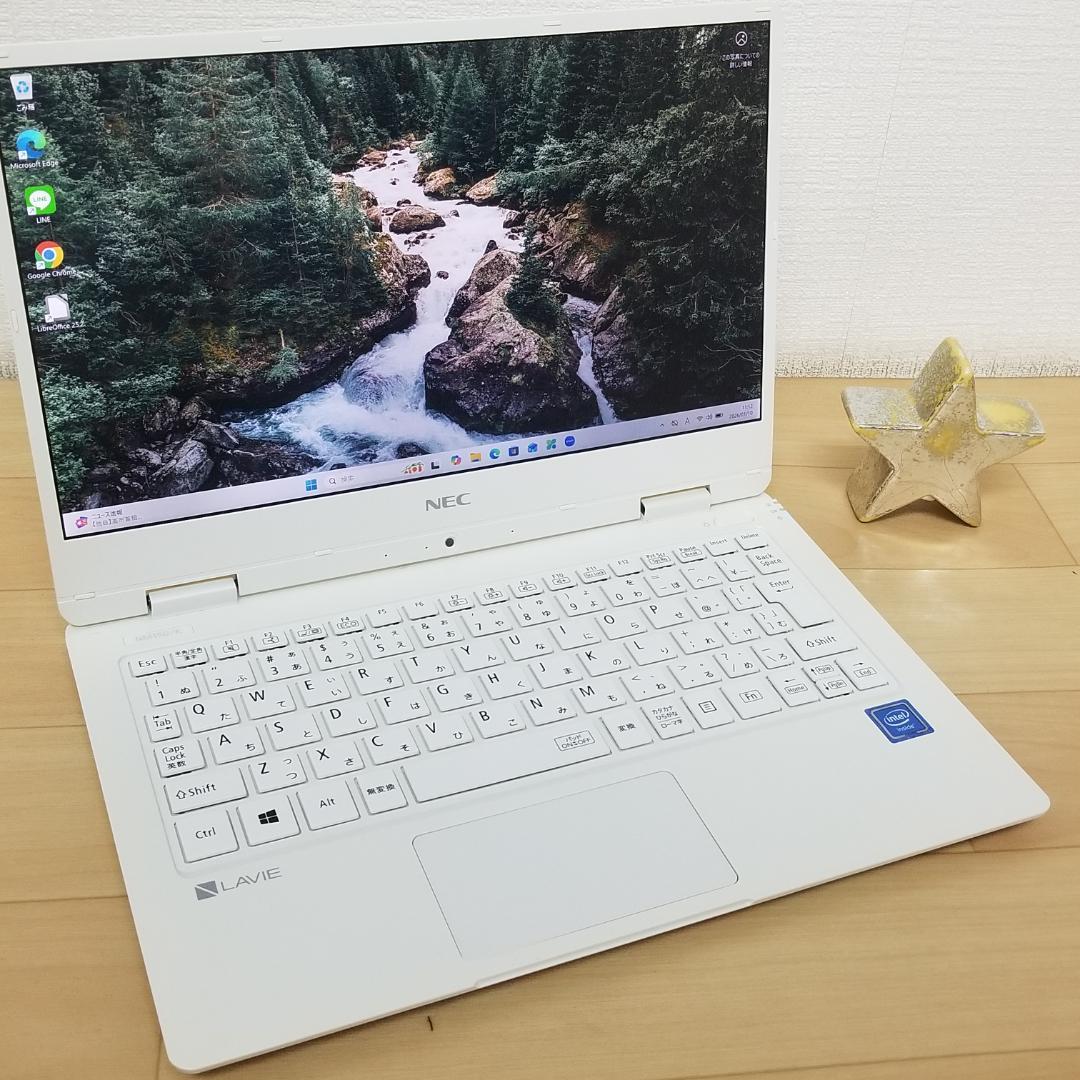 小型 軽量 SSD Win11 即使用可ノートPC NEC (E3016)