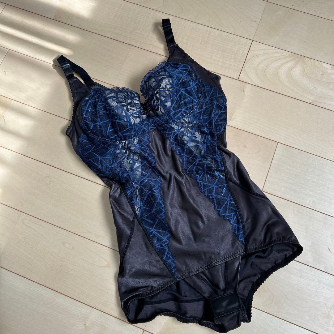 マルコ カーヴィシャスカレス レース ボディスーツ D70M