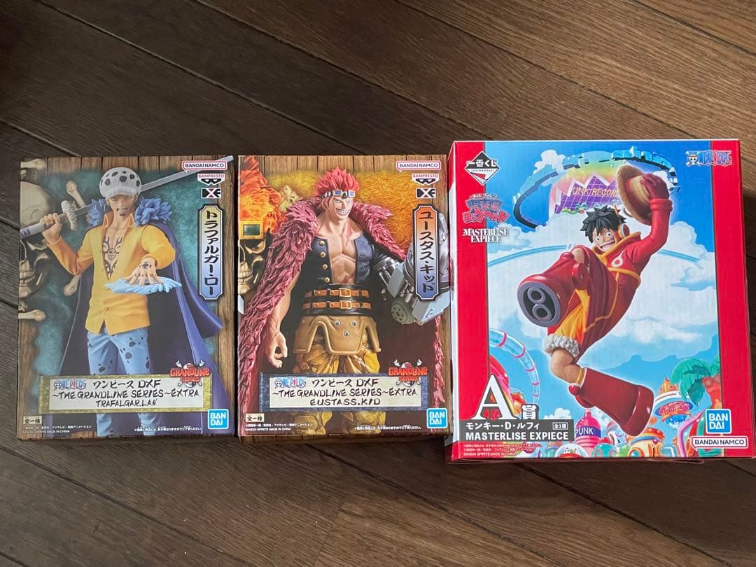 ワンピース フィギュア3点セット - メルカリ