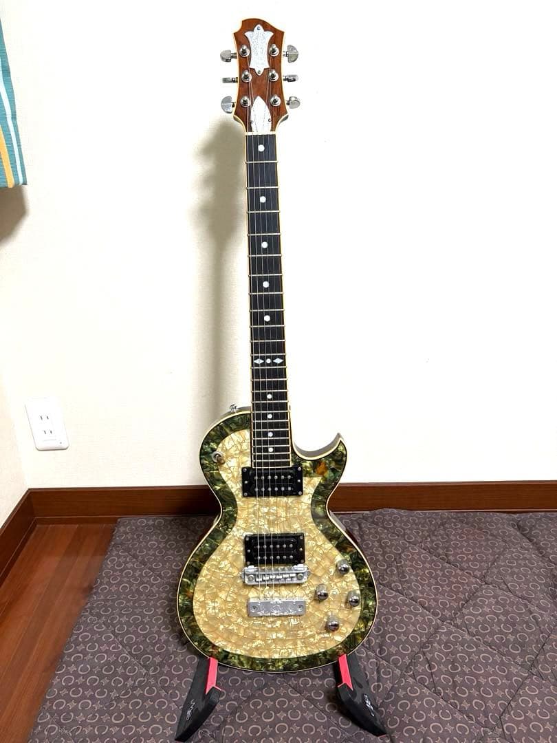 ゼマイティスギター(レプリカ)