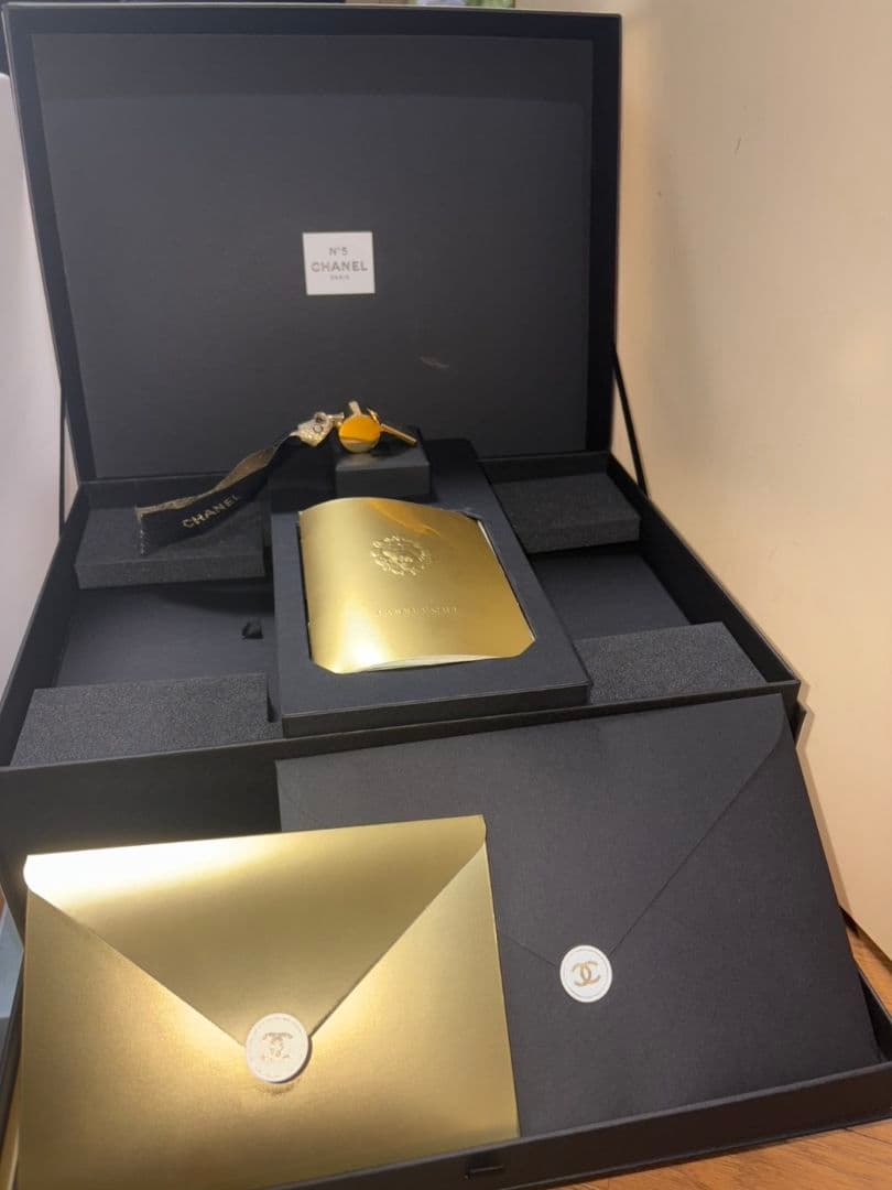 CHANEL 香水 小物