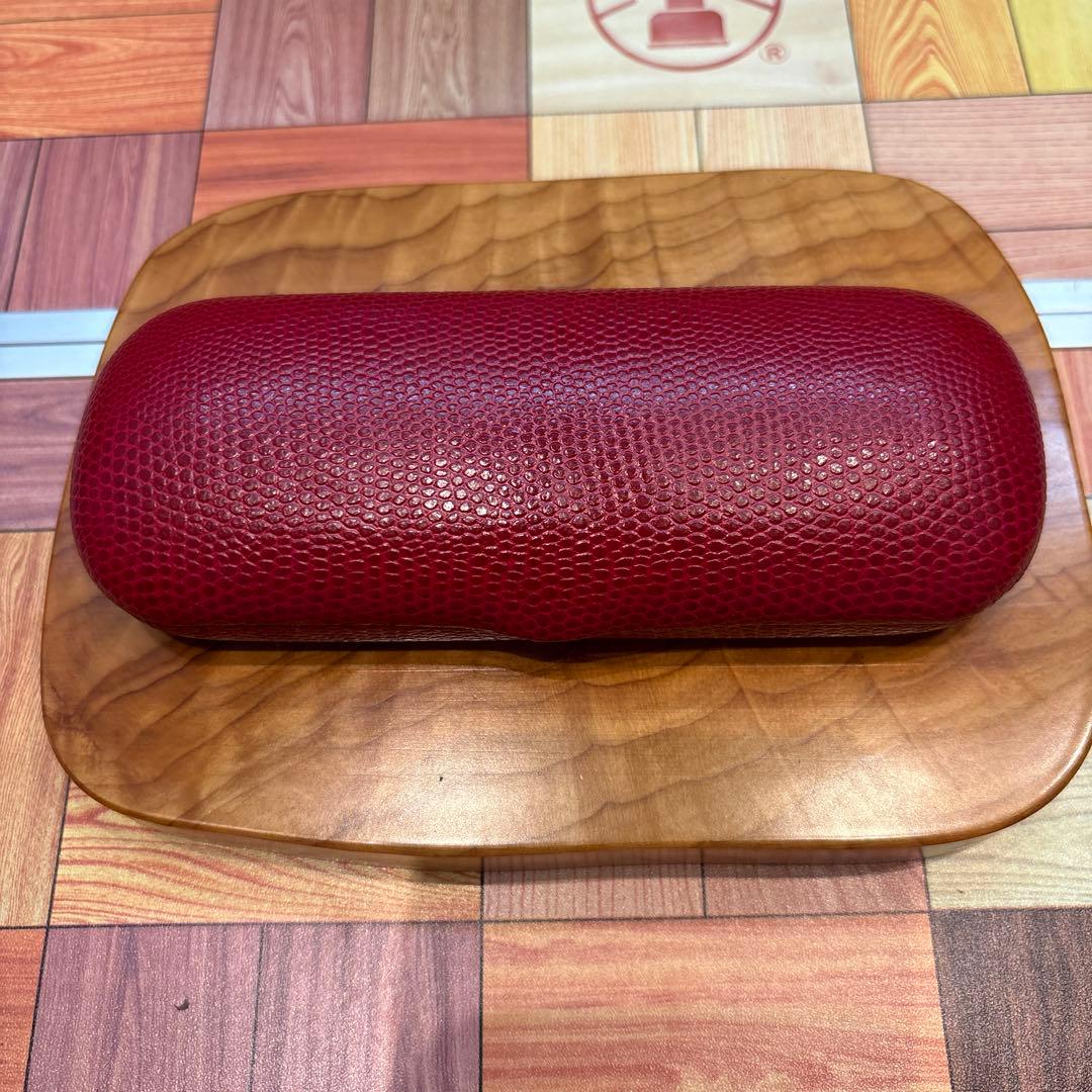 貴重品　イタリア製　眼鏡ケース　革製　お洒落　小ぶり