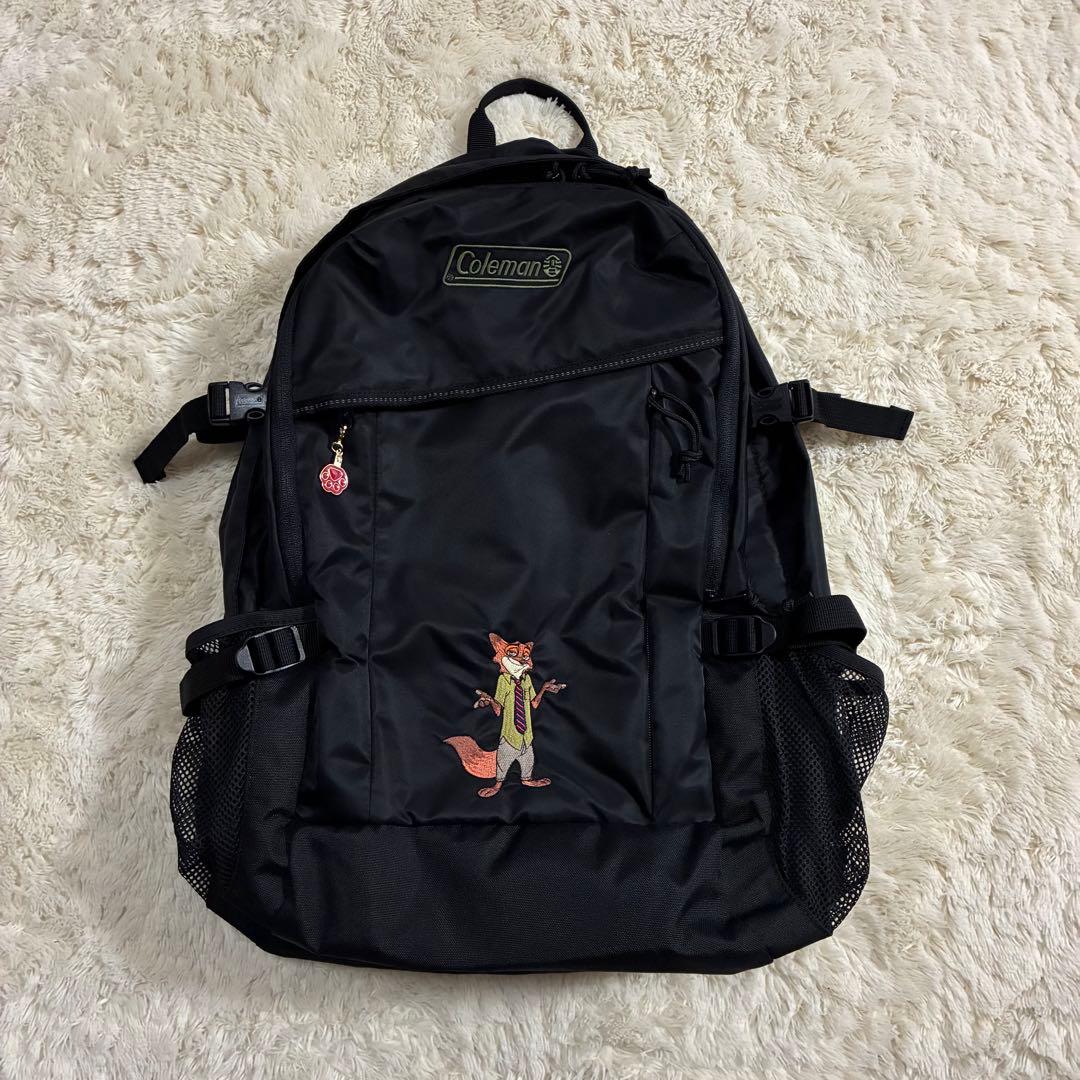 Coleman ニック・ワイルド リュックサック 33L チャーム付き 刺しゅう