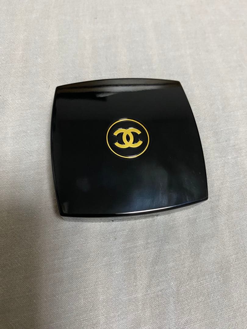 アイシャドウ CHANEL LES 4 OMBRES 397 Nuit Astrale