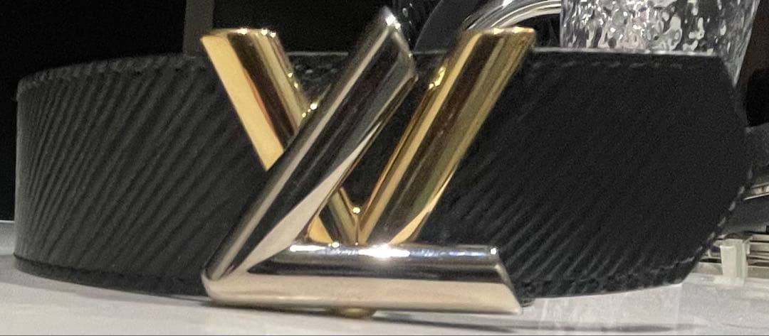 Louis Vuitton ブラックレザーベルト 85cm - メルカリ