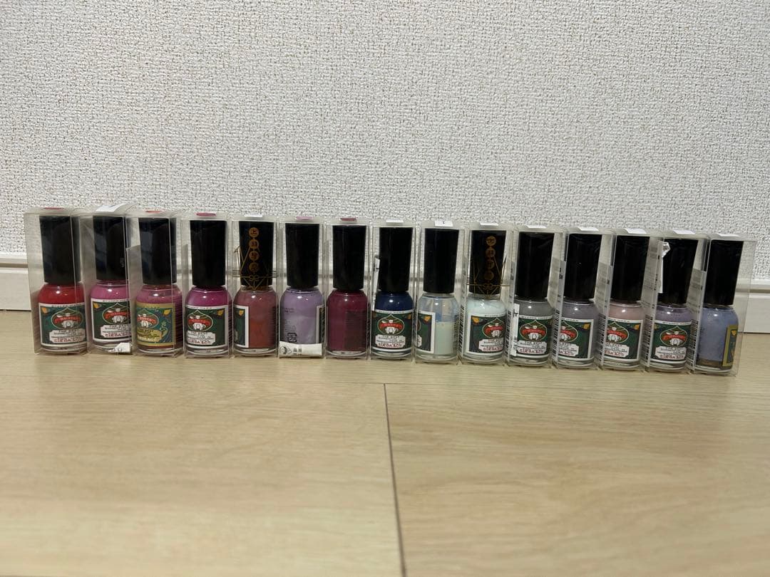 胡粉ネイルまとめ売り 15点 上羽絵惣 上羽絵惣「胡粉ネイル2022-2023秋冬限定色」黄紅葉（きもみじ）・煉瓦