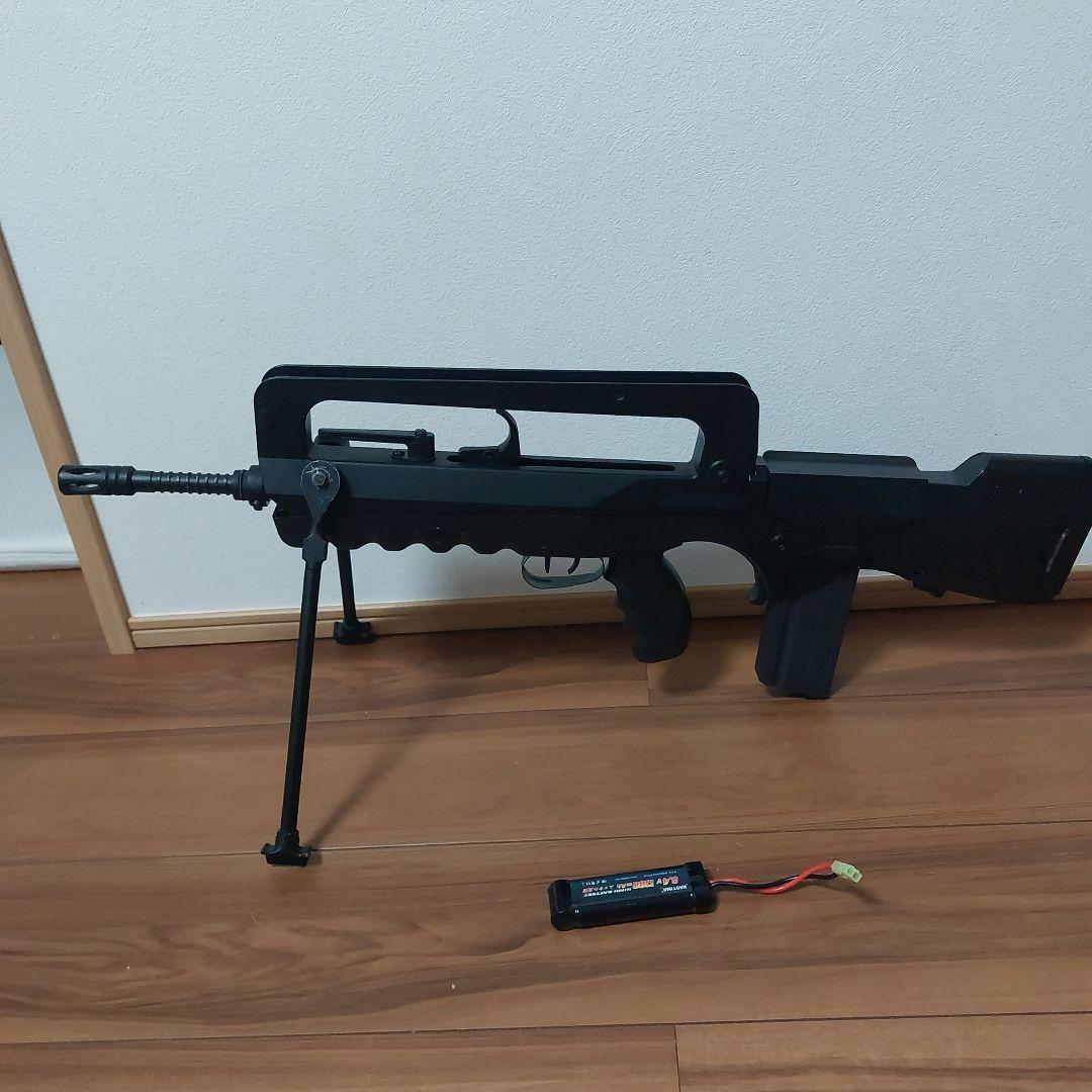 東京マルイ 電動ガン FA-MAS バッテリーと充電器付き