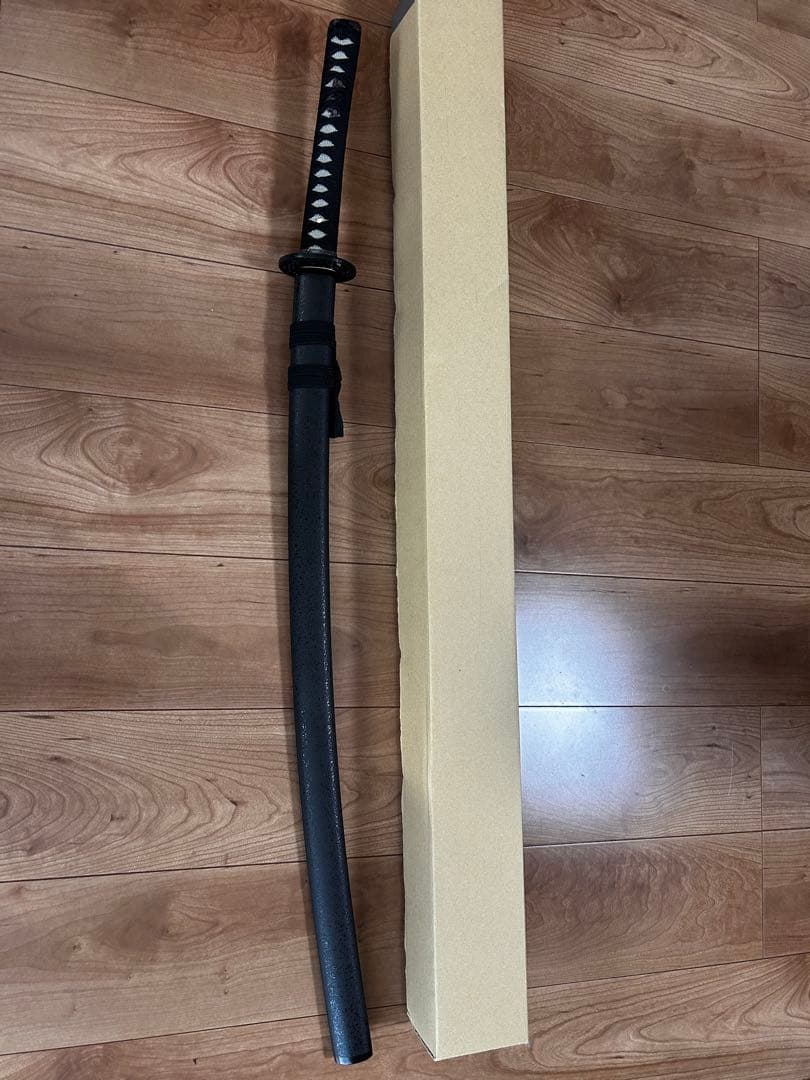 模造刀 黒色柄 刀 専用箱付き 黒呂鞘 大刀 小刀セット 模造刀｜【公式】模造刀・居合刀の専門店「忍屋」