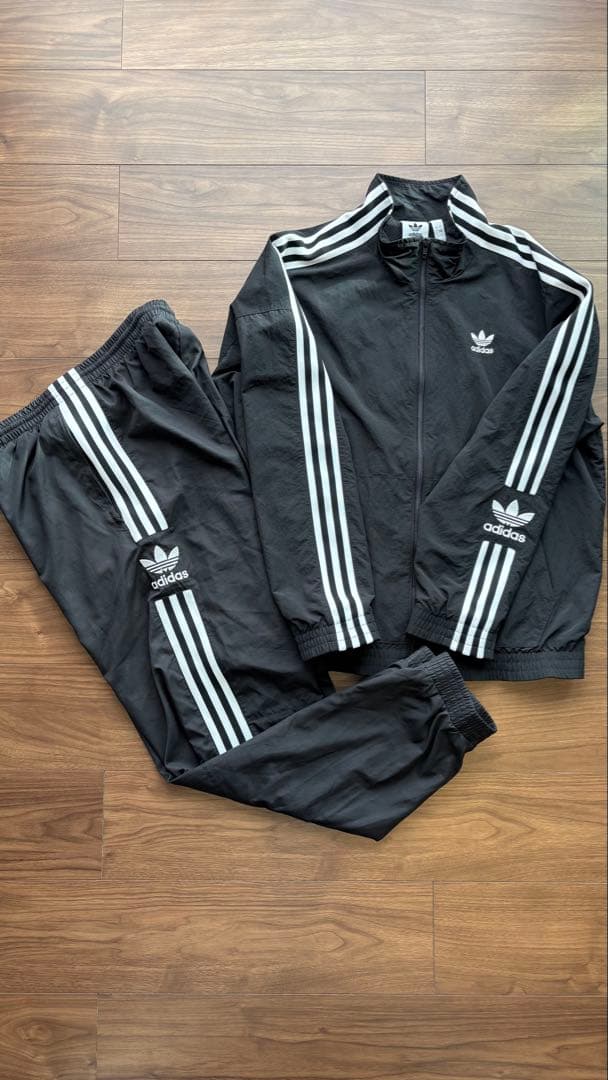 adidas originals セットアップ ED6092 FM9886 adidas originals Lock Up TT Sleeve Logo Retro Sports Jacket Black